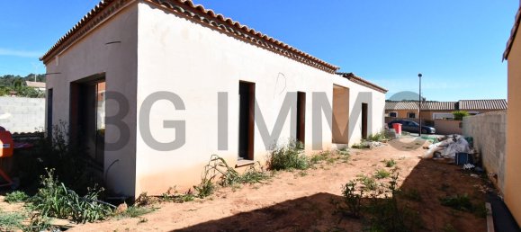 3 bedrooms Villa in Cebazan, France No. 202169 2