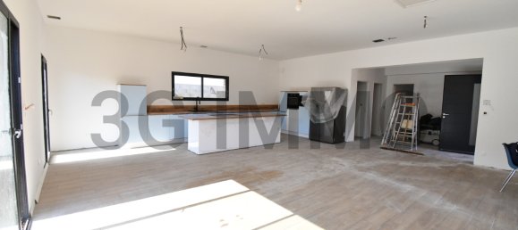 3 bedrooms Villa in Cebazan, France No. 202169 5