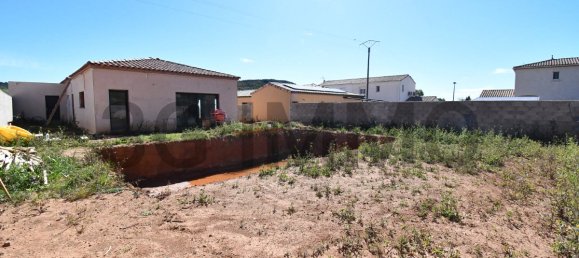 3 bedrooms Villa in Cebazan, France No. 202169 4