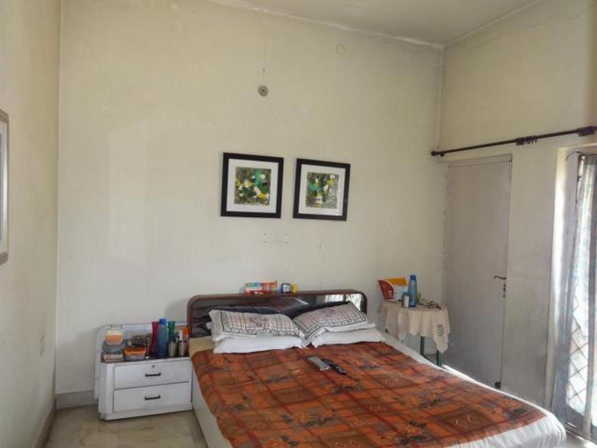 4 bedrooms House in Hyderabad, India No. 28058