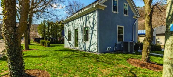 Дом с 4 спальнями в Dundas, Канада № 413 2