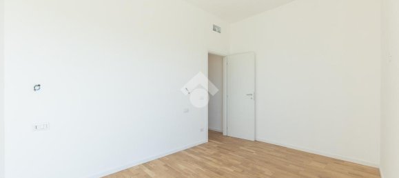 3 bedrooms Penthouse in Rome, Italy No. 381014 15