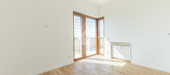 3 bedrooms Penthouse in Rome, Italy No. 381014 14