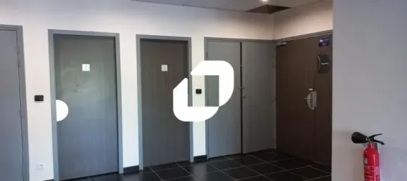 771m² Office in Wasquehal, France No. 302412 7