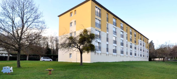2 bedrooms Apartment in Bruyeres-le-Chatel, France No. 334488 8