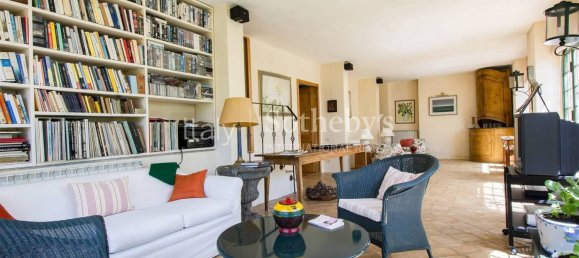 5 bedrooms House in San Casciano dei Bagni, Italy No. 58734 16