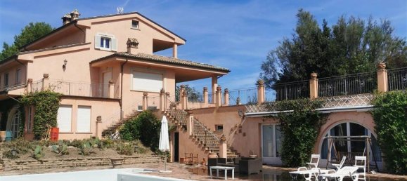 Вилла с 18 комнатами в Чивитанова Марке, Италия № 141987 19