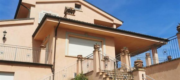 Вилла с 18 комнатами в Чивитанова Марке, Италия № 141987 12