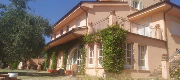 Вилла с 18 комнатами в Чивитанова Марке, Италия № 141987 39