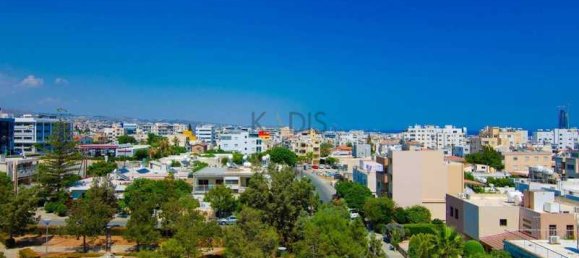 3 Schlafzimmer Penthouse in Mesa Geitonia, Cyprus, Nr. 68062 16