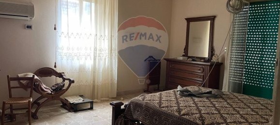 Apartamento de 4 dormitorios en Francavilla di Sicilia, Italy No. 320570 11