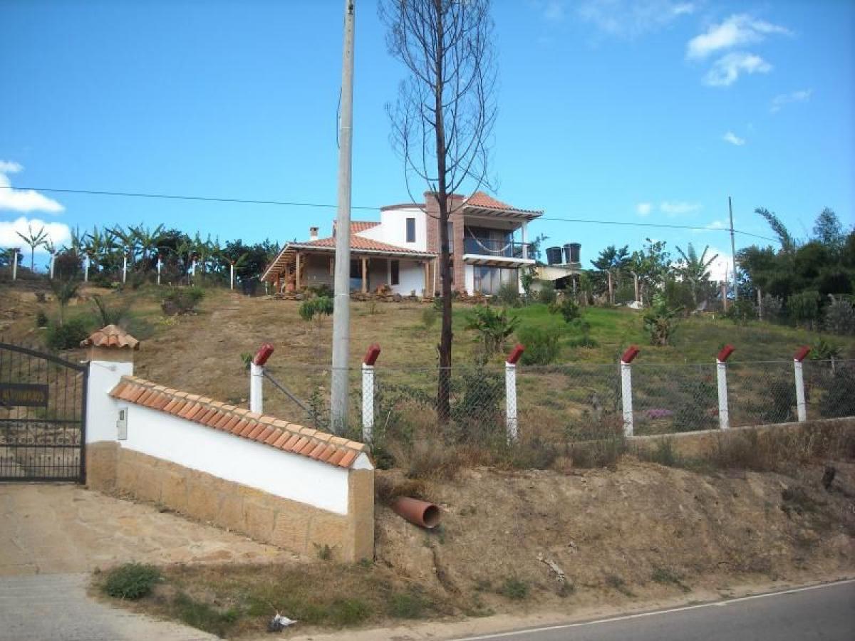 3 bedrooms House in Boyaca, Colombia No. 1693