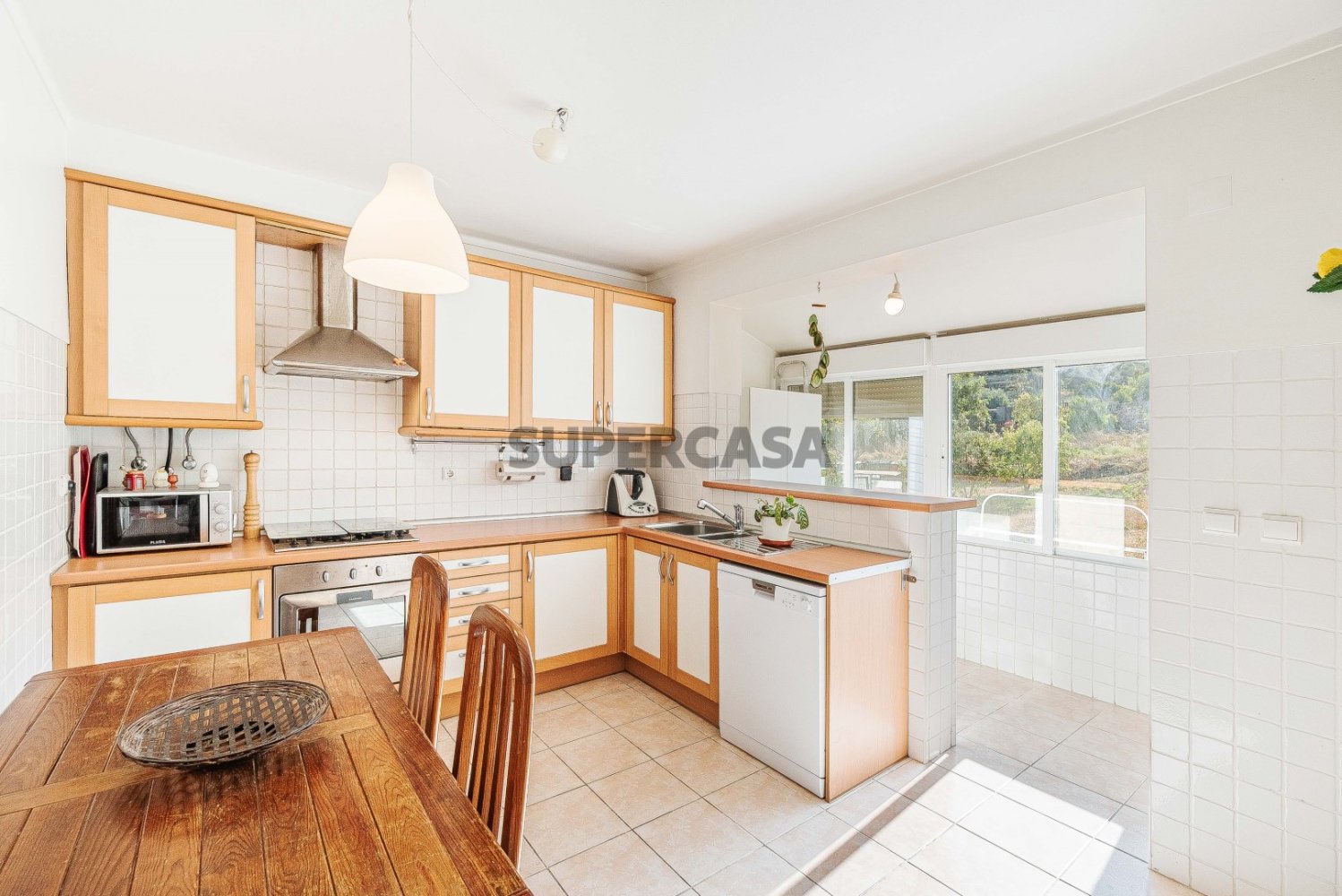 Apartamento de 2 dormitorios en Oeiras, Portugal No. 229004