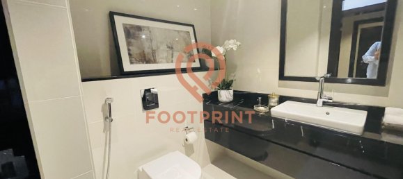 4 bedrooms Villa in Dubai, UAE No. 24422 5