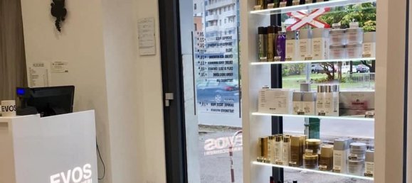 70m² Commercial property in Veneto, Italy No. 64894 7