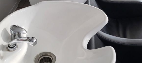 70m² Commercial property in Veneto, Italy No. 64894 6