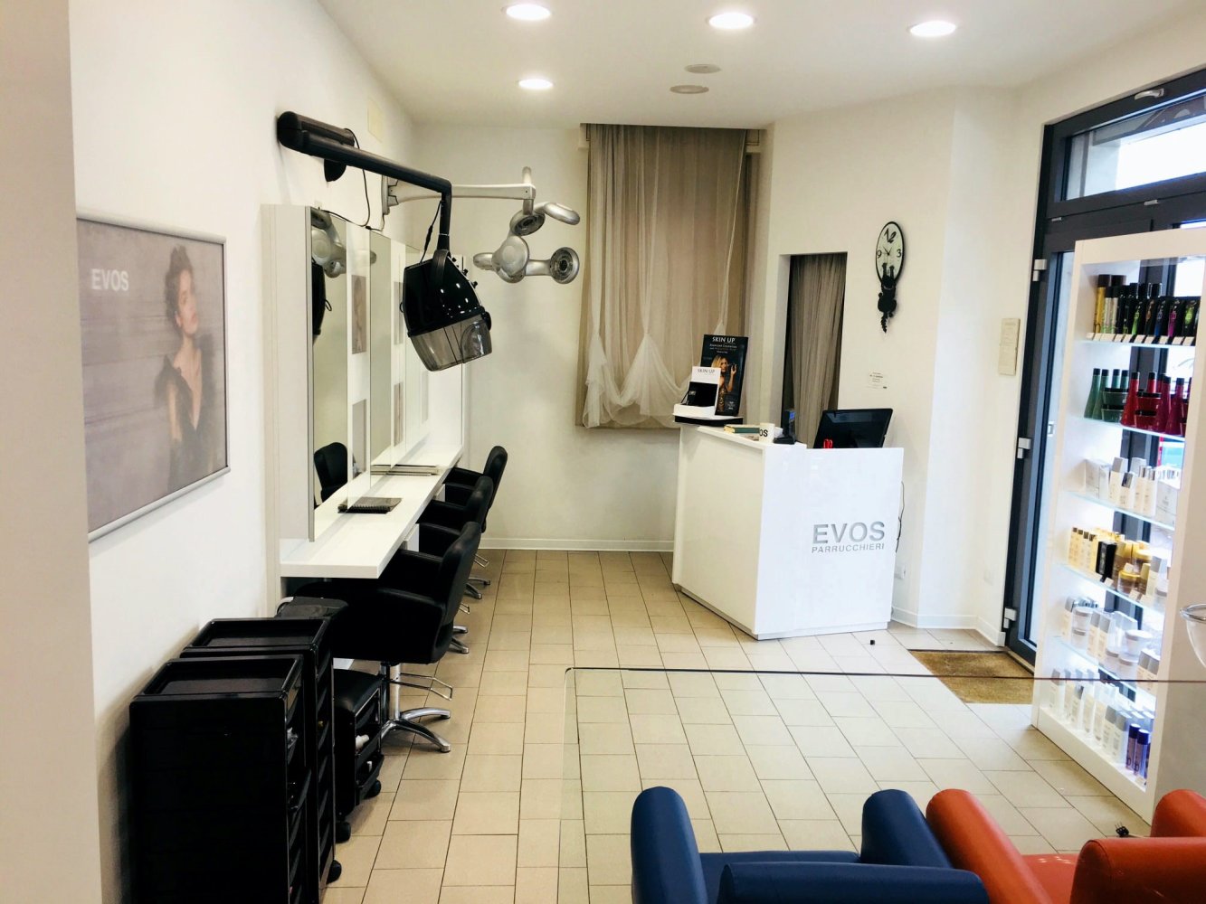 70m² Commercial property in Veneto, Italy No. 64894