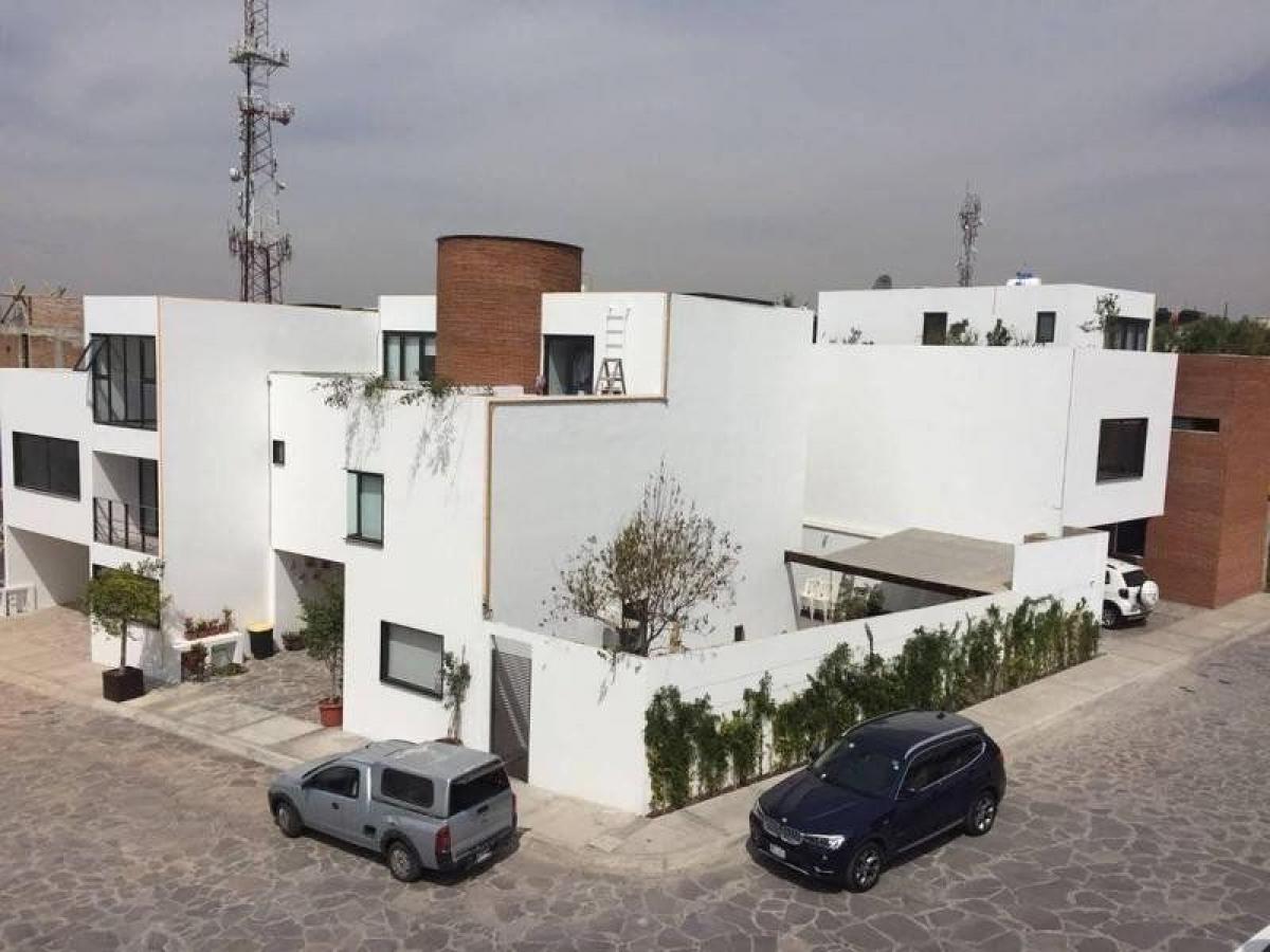 3 bedrooms House in Naucalpan de Juarez, Mexico No. 212688