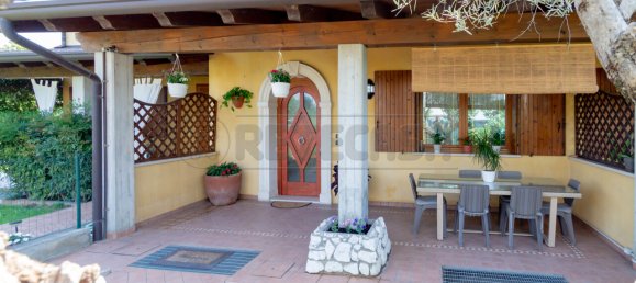 3 bedrooms House in Pozzoleone, Italy No. 329067 14