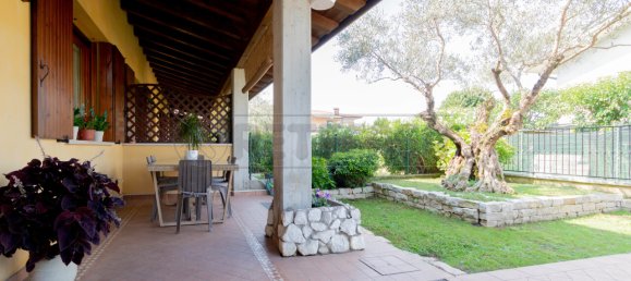 3 bedrooms House in Pozzoleone, Italy No. 329067 6