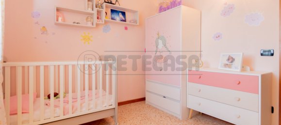 3 bedrooms House in Pozzoleone, Italy No. 329067 30