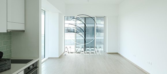 Studio in Yas Island, UAE No. 29279 3