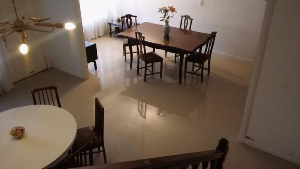 3 bedrooms House in Buenos Aires, Argentina No. 56194