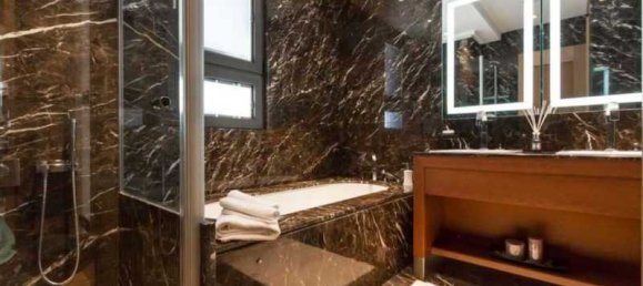 Вилла с 4 спальнями в Пиргос, Кипр № 7599 12