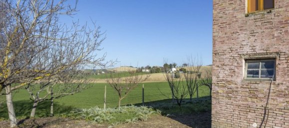 3 bedrooms House in Recanati, Italy No. 22546 9