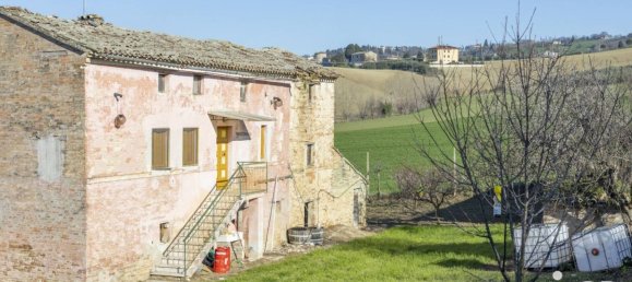 3 bedrooms House in Recanati, Italy No. 22546 20