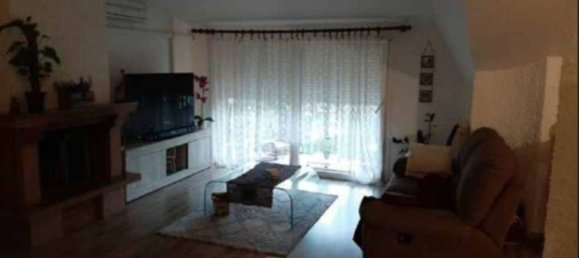 Casa de 3 habitaciónes en San Giovanni in Marignano, Italy No. 12101 23