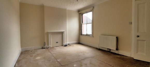 2 bedrooms Apartment in Worthing, United Kingdom No. 10932 2