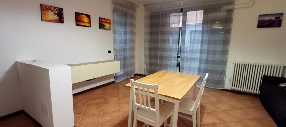 Studio in Trezzano sul Naviglio, Italy No. 330324 4