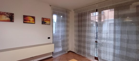 Studio in Trezzano sul Naviglio, Italy No. 330324 23