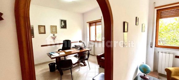 1 bedroom Apartment in Rome, Italy No. 375469 2