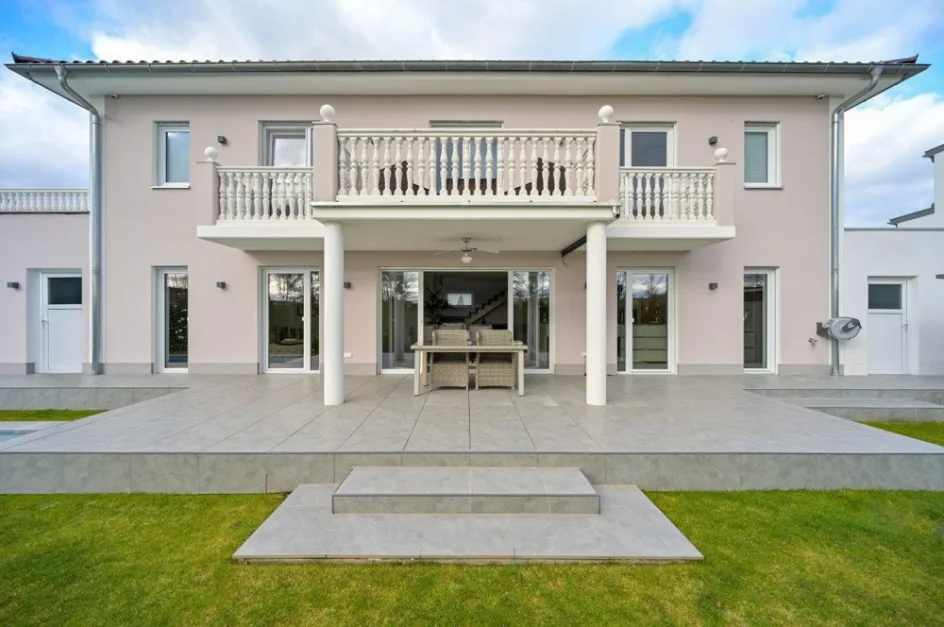 5 Schlafzimmer Villa in Augsburg, Germany, Nr. 124736