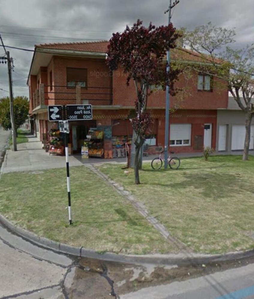 3 bedrooms House in Mar del Plata, Argentina No. 101892