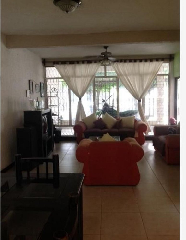 Casa de 3 dormitorios en Tuxtla Gutiérrez, Mexico No. 186712