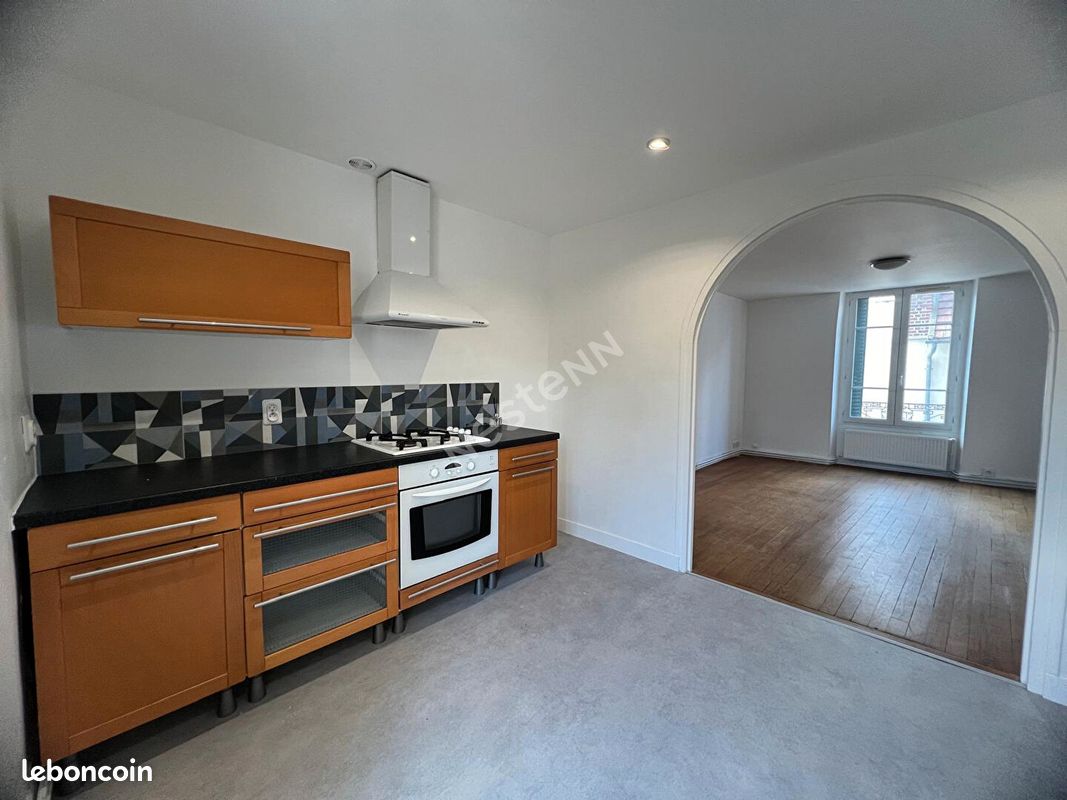 2 Schlafzimmer Wohnung in Luzarches, France, Nr. 180157