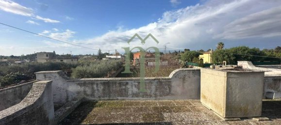4 bedrooms Villa in San Vito dei Normanni, Italy No. 195312 9