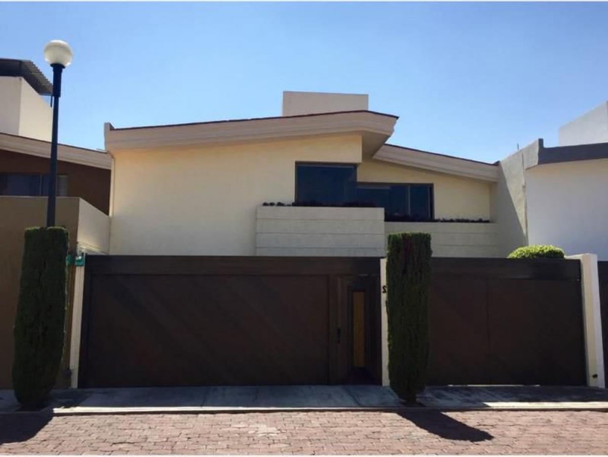 3 bedrooms House in Puebla, Mexico No. 187593