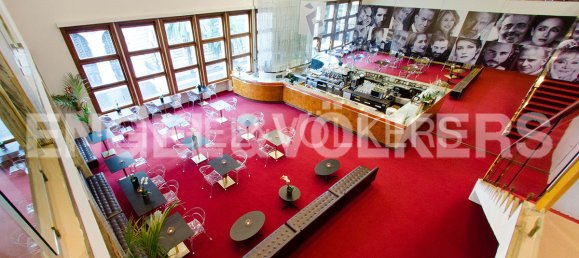 Edificio de 60 habitaciónes en Rome, Italy No. 126388 3