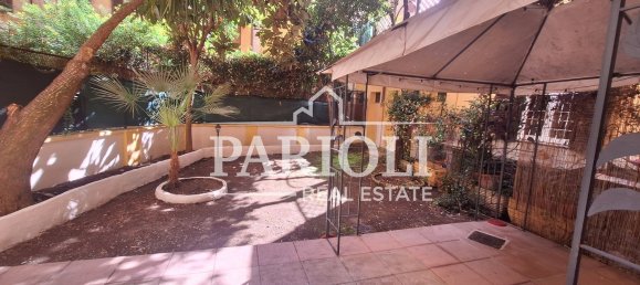 Apartamento de 2 dormitorios en Rome, Italy No. 339459 18