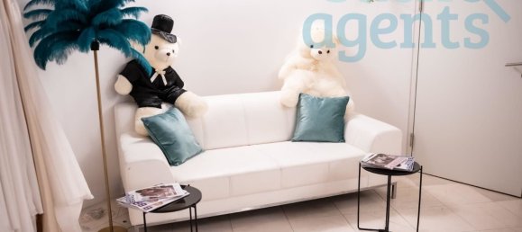 130m² Commercial property in Wels, Austria No. 216672 3