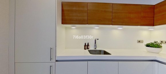 3 chambres Appartement à Marbella, Spain No. 70371 9