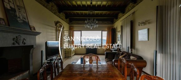 5 bedrooms Villa in Florence, Italy No. 196432 8