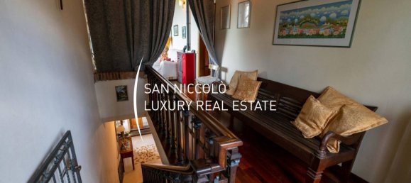 5 bedrooms Villa in Florence, Italy No. 196432 17