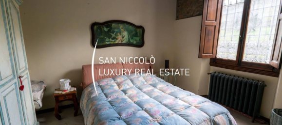 5 bedrooms Villa in Florence, Italy No. 196432 3