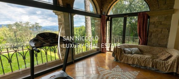5 bedrooms Villa in Florence, Italy No. 196432 25