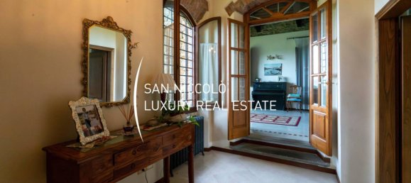 5 bedrooms Villa in Florence, Italy No. 196432 6